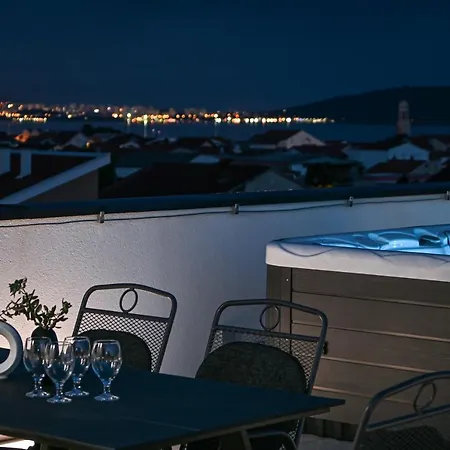 Rooftop Paradise 아파트 *