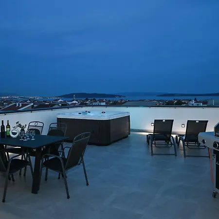 Rooftop Paradise