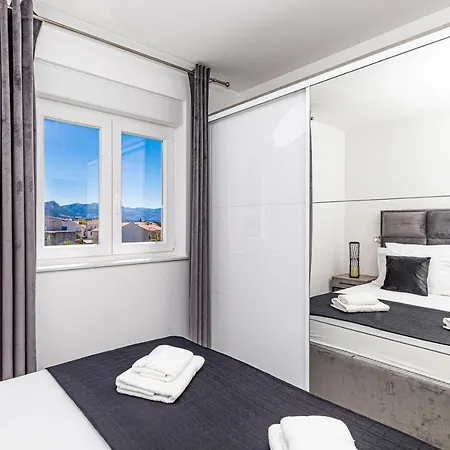 아파트 Rooftop Paradise Kaštela